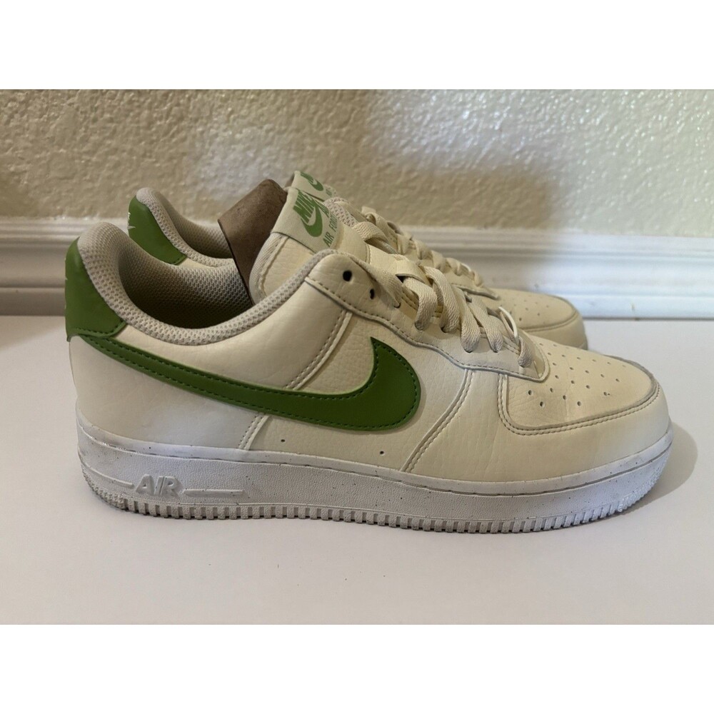 Nike Air Force 1 ’07 Next Nature Women’s Size 10 Coconut Milk Green DV3808-102